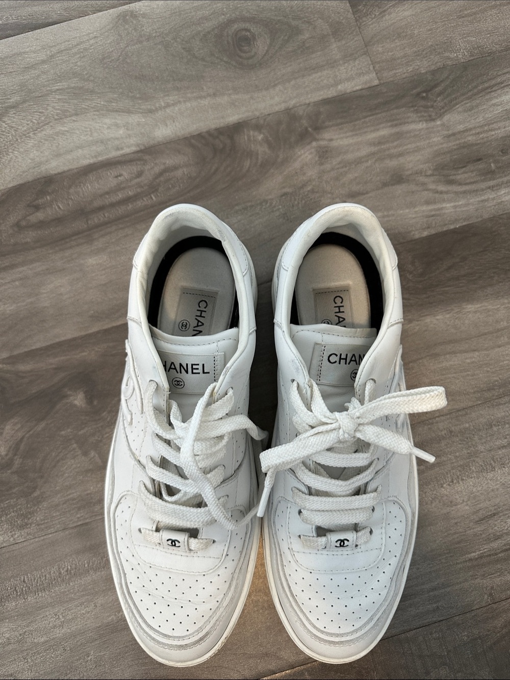 CHANEL White Leather Lace-Up Sneakers with CC Accent